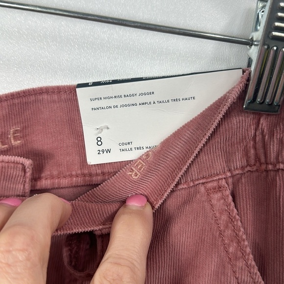 American Eagle super high-rise baggy jogger pink size 8 short. NWT. - Picture 8 of 13